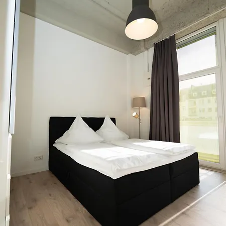 Loft Aparthotel 3*